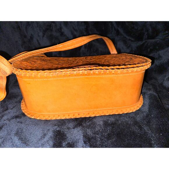 VINTAGE ROOMY SERGIO'S COLLECTION HAND TOOLED LEATHER ESPERANZA SADDLEBAG PURSE - Picture 6 of 13